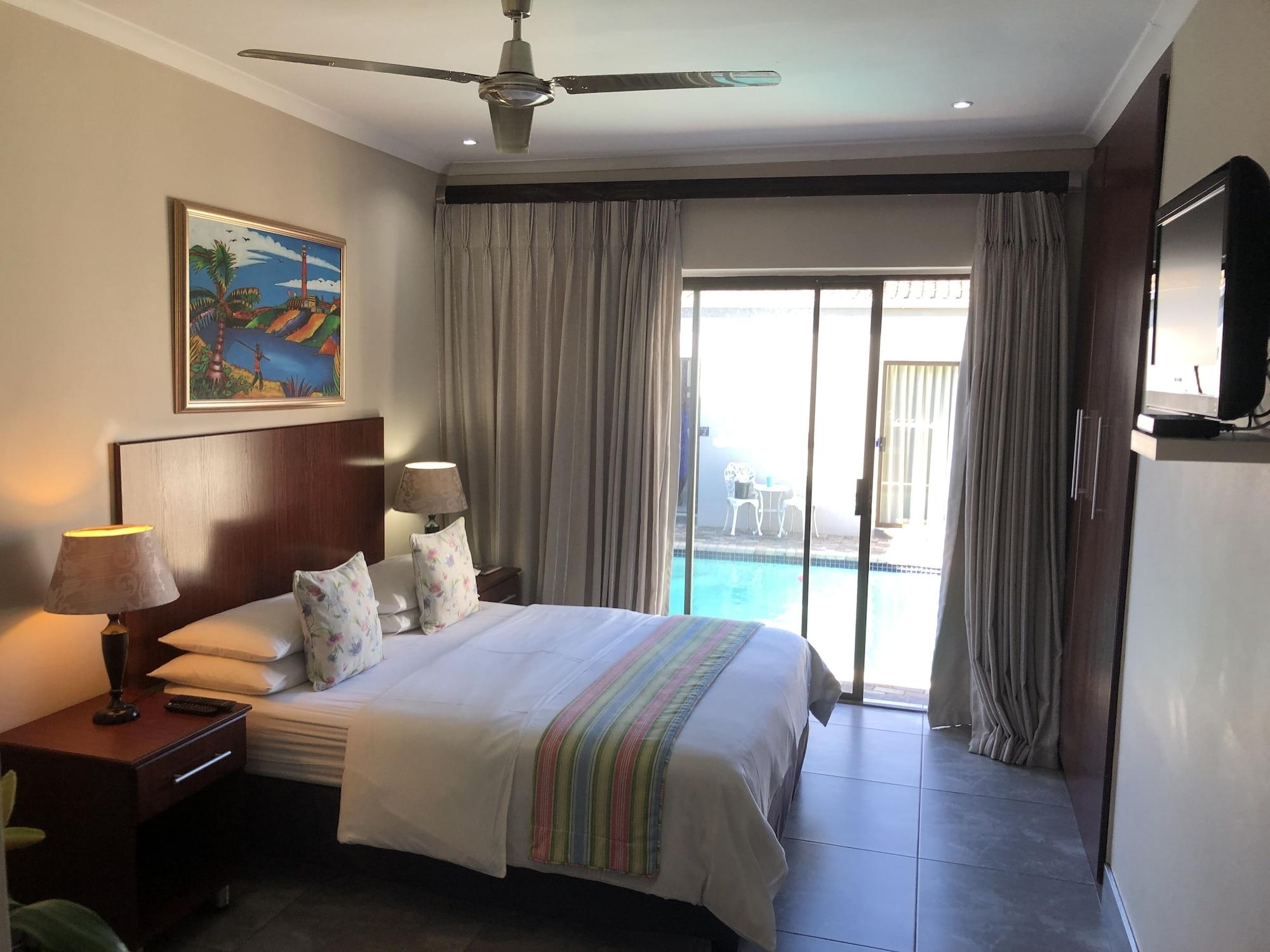 เลอ บลู เกสท์เฮาส์ Hotel พอร์ตเอลิซาเบธ ภายนอก รูปภาพ