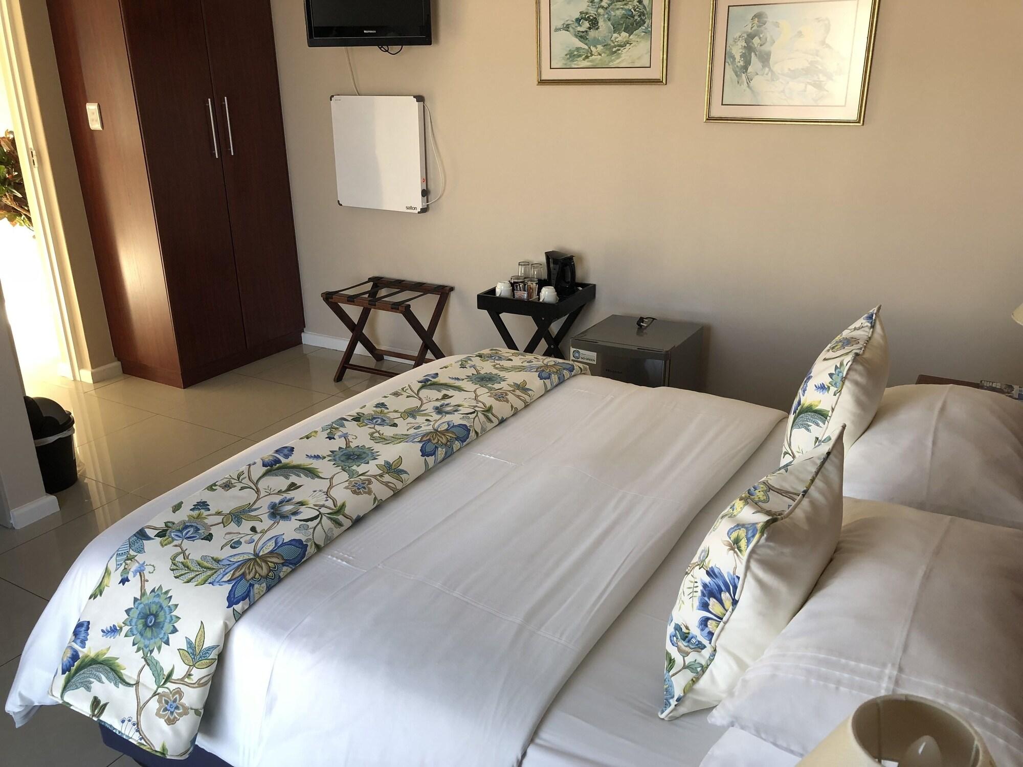 เลอ บลู เกสท์เฮาส์ Hotel พอร์ตเอลิซาเบธ ภายนอก รูปภาพ