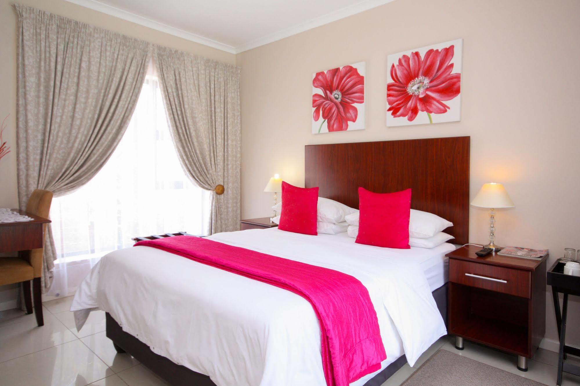 เลอ บลู เกสท์เฮาส์ Hotel พอร์ตเอลิซาเบธ ภายนอก รูปภาพ